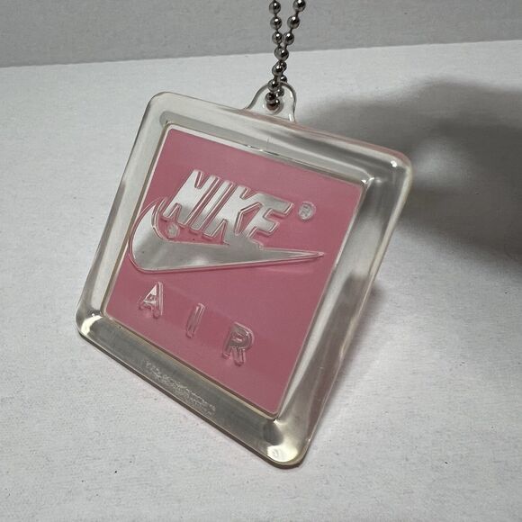 Nike Air Pink Vintage Keychain Hang Tag Plastic Swoosh Collectible - Picture 4 of 6